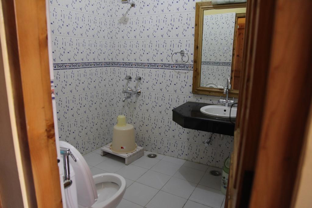 Hotel Naggar Delight Nagar  Pokój zdjęcie